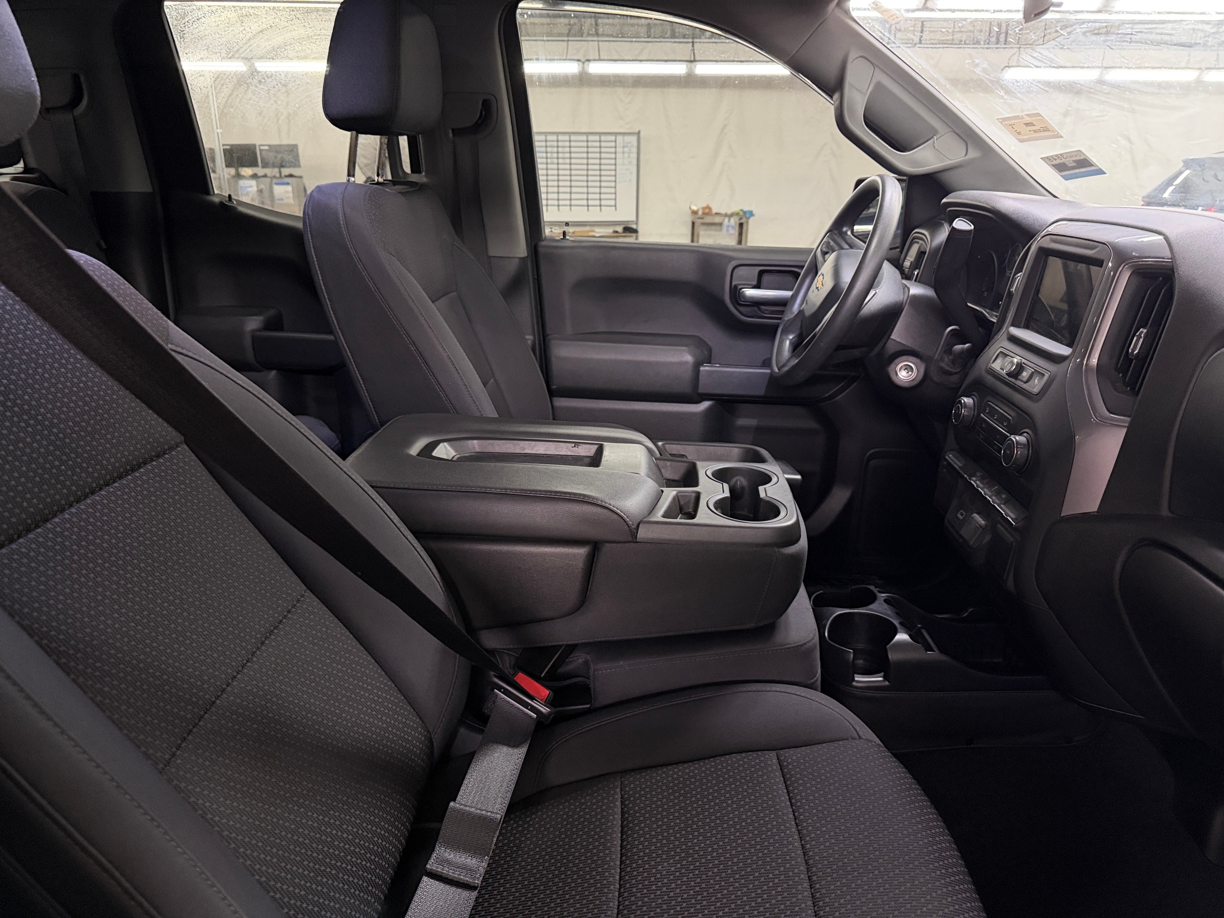 chevrolet silverado 1500 2019 1GCRWBEH7KZ331804 image chevrolet silverado 1500 2019 1GCRWBEH7KZ331804 image